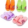 Chinelos planos multicoloridos para mulheres, chinelos de lazer para áreas externas, chinelos para casa e ambientes internos