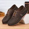 Sapatos de pano novos estilo Pequim antigo um pedal sapatos masculinos quatro toalhas fundo plano sapatos de trabalho para pais de meia-idade e idosos atacado direto