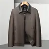 Chaqueta para Hombre 2026 Invierno Patchwork Cuello Solapa Estilo Ropa de Trabajo Engrosada Mantenimiento del Calor Cálida Casual Abrigo de Plumas para Hombres Jóvenes y de Mediana Edad