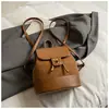 Moda Primaveral 2026 Bolso Sencillo Nuevo Bolso Pequeño de Hombro para Chica con Estilo Mochila Retro Casual