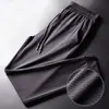 Calça Esportiva Masculina de Seda Gelada com Malha Respirável de Secagem Rápida, Calça Casual de Verão, Tamanho Grande, Fina