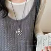 Colar com Pingente de Flor Vazada Blogger Coreano Ins Feminino High-End Cordão Preto Puxar Ajustável Corrente Longa para Suéter