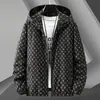 Chaqueta Casual para Hombre de Productos Europeos Transfronterizos Chaqueta Juvenil con Capucha Protectora Solar Ropa Nueva Primavera y Verano 2025