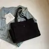 Bolsa de veludo de grande capacidade, nova bolsa de ombro casual outono e inverno 2026, bolsa tote única e simples para aula e trajeto
