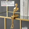 Adornos Abstractos Creativos de Figura Sentada de Lujo Ligero para Gabinete de TV Estantería Arte Decoraciones para el Hogar
