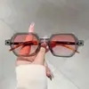 Gafas de sol de montura pequeña irregulares de moda Estilo Retro Europeo y Americano Gafas de sol para celebridades de internet Estilo callejero Versátiles Antiluz azul Gafas sin graduación