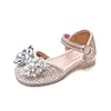 Zapatos de Princesa para Niñas 2026 Verano Nuevo Estilo Zapatos de Princesa con Lazo y Pedrería para Niña Sandalias de Tacón Alto con Suela Suave y Lentejuelas