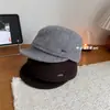 Lã de alta qualidade, chapéu de equitação elegante com design único, popular entre influenciadores, uma boina estilosa para cavaleiros