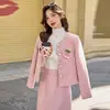 Elegante e Fashion Vestido Conjunto 2025 Inverno Novo Estilo Versátil e Chique Conjunto de Duas Peças com 90% de Penugem de Pato Branca