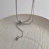 Colar de Aço Inoxidável Corrente Osso de Cobra Contas Redondas Camada Dupla Nicho Simples Corrente de Clavícula Moda Versátil Anel Duplo Personalizado Corrente de Clavícula