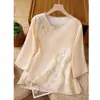 Camisa de Verão com Gola Assimétrica em Estilo Chinês Tradicional, Blusa de Linho Aprimorada com Design Inspirado no Zen, Bordado de Algodão Retrô, Camisa de Manga Três Quartos para Mulheres