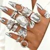 Anillo de Perla Irregular de Lujo Ligero de Alta Gama de Venta Caliente Transfronteriza Diseño de Nicho Anillo de Apilamiento Geométrico de Metal Joyería