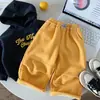Pantalones de entrenamiento para niños Otoño/Invierno 2026 Ropa nueva para niños Pantalones largos deportivos Pantalones casuales holgados con felpa para bebé y niño pequeño