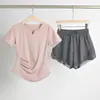 Conjunto Fitness de Verão Feminino Profissional Plus Size Corrida Secagem Rápida Pilates Yoga Treinamento Roupa Esportiva Top de Manga Curta com Decote V