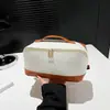 Nuevo bolso de mano con estampado de palma de PU, bolsa de maquillaje, gran capacidad, sensación de alta gama, bolsa de almacenamiento de cosméticos de viaje portátil, neceser