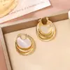 Design de Luxo Leve, Brincos de Metal com Madrepérola em Camadas Múltiplas, High-End, Modernos e Personalizados, Brincos de Estilo Cool, Femininos e Elegantes