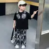 Conjunto de Manga Corta con Estampado de Auriculares para Niños 2026 Nuevo Estilo Coreano Conjunto Elegante Delgado de Dos Piezas para Bebé