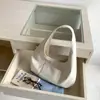 Bolso Negro para Mujer Estilo Coreano Color Sólido 2026 Versátil para el Trabajo Simple Bolso de Hombro Nicho Tacto de Alta Gama Cuero PU Bolso de Mano