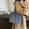 Bolsa Jeans para Mulheres 2026 Novo Estilo Coreano Bordado de Cereja Grande Capacidade Bolsa Saco para Estudantes Femininas Bolsa de Ombro Casual