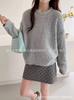 Nuevo 2025 Estilo Coreano Suéter de Punto de Manga Larga Tops para Mujer Seersucker Tops Casuales para Usar con Abrigos