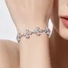 Pendientes de Aro con Cruz Cromada de Nuevo Estilo Más Vendidos Transfronterizos, Personalidad de Moda Europea y Americana, Conjunto Versátil de Joyería para Pulsera y Pendientes para Hombres y Mujeres