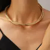 Collar de Cáñamo Trenzado Multicapa Resistente Europeo y Americano Estilo Minimalista Versátil Gargantilla Collar con Diseño Metálico Accesorio para Mujer