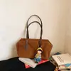 Bolsa Tote de Camurça Grande Capacidade Retrô para Mulheres 2026 Casual para o Dia a Dia Ombro Único de Mão Sob o Braço Bolsa Boston Almofada