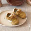 Zapatillas infantiles de estilo coreano, nuevos zapatos transpirables de primavera y verano para niñas, zapatillas de entrenamiento para bebés, zapatillas deportivas para niños