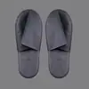 Pantuflas desechables hotel hotel casa de huéspedes hotel antideslizantes no tejidas máquina para fabricantes ultrasónicos al por mayor personalizado