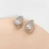 Novos Brincos Transfronteiriços Estilo Francês Leve Luxo Retrô Geométricos Listrados Vazados Moda Versátil Joia de Orelha Feminina Atacado