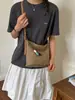 Bolso de mano tipo cubo tejido de paja de gran capacidad de un solo hombro, bolso de playa casual, bolso de mano de color block estilo Ins para vacaciones, bolso de trabajo para mujer