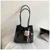Bolso grande, simple, elegante y moderno, nuevo modelo 2026 para estudiantes universitarios, adecuado para ir a clase, bolso de hombro tipo tote casual