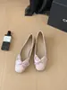 Zapatos de tacón grueso Chuyuji estilo francés elegantes para mujer 2026 Verano tacones altos color champán para ir al trabajo y para la noche, adecuados para combinar con faldas