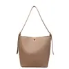 Bolso de alta calidad y estilo para mujer, nueva colección otoño/invierno 2026, bolso de hombro casual de cuero suave, bolso cruzado retro y único