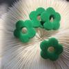 Chaveiro para Carro com Florzinhas Aveludadas Acessórios de Joia DIY Material para Bolsa de Contas Artesanal Flor de Cinco Pétalas de Pelúcia Contas