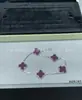 Artículo popular para transmisiones en vivo: Pulsera de trébol de cuatro hojas de alta gama V-gold para mujer, lujo ligero, moderna y versátil, pulsera de cinco flores de ágata y nácar chapada en 18k