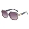 Gafas de Sol Cuadradas de Marco Grande para Mujer, Estilo Ins Trendy de Alta Gama, Hacen que el Rostro Parezca Más Delgado, Protección UV, Elegantes