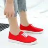 2025 Novos Tênis de Lona Baixo Estudante Planos Casuais Femininos Slip-On Sapatos Preguiçosos Sapatos Brancos Dropshipping