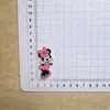 Acessórios Acrílicos da Moda do Mickey e da Minnie Atacado: Presilhas Laterais para Meninas, Ímãs de Geladeira, Chaveiros, Capas de Celular, Bolsas