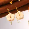 Pendientes de flor impermeables de acero inoxidable 316 transfronterizos, diseño europeo y americano de trébol de cinco hojas, chapados en oro de 18k, pendientes de alta gama para mujer