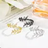 Anel Feminino Folha e Galho Cravejado com Diamantes, Fashion e Versátil, Estilo Minimalista, Ajustável, Anel Doce e Elegante para o Dedo Indicador