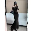 Traje de una sola manga estilo chica picante transfronterizo francés 2026 otoño nueva moda top corto falda de sirena de cintura alta adelgazante