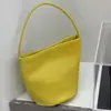 Bolsa de Mão Versátil Tendência de Nicho Personalizada de Fábrica Bolsa Saco de Couro Genuíno Bolsa Casual Simples de Ombro Bolsa Feminina de Couro Genuíno