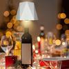 Lámpara de mesa recargable de Amazon para exteriores, lámpara de ambiente, lámpara de camping, lámpara de mesa, luz nocturna con forma de botella de vino de diamante.