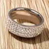 Joyería de moda transfronteriza anillo para hombre de 5 filas de diamantes cara de 8 mm de ancho no se decolora acero inoxidable anillo para amantes venta al por mayor