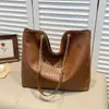 Bolso cruzado vintage para el día a día para comercio exterior, Bolso de hombro versátil de gran capacidad para estudiantes, Bolso de mano con cadena estilo francés