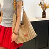 Bolso de mujer estilo casual 2026 nuevo verano súper popular tejido para vacaciones bandolera bolsa de mano para ir al trabajo de gran capacidad
