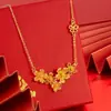 O Mesmo Estilo do Usado em Lojas de Ouro, Colar de Flor de Pessegueiro Florido Três Vidas Três Mundos em Ouro de Areia Estilo Antigo, Corrente Integrada, Série de Casamento