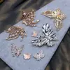 Accesorios Decorativos para Peineta de Boda Hechos a Mano Estilo Antiguo Aleación Hueca Base Plana Mariposa de Pedrería Simétrica Materiales