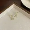 Año de la Serpiente, Año de la Vida, Aretes para Mujer 2025 Nuevas Explosiones Aretes de Año Nuevo Diamante Flash Lujo Ligero Aretes Altos Elegantes